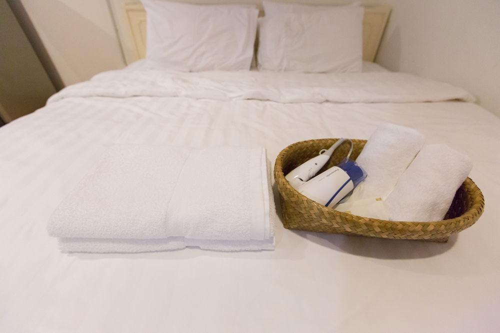 Plern Plern Bed And Bike Hotel Chiang Mai Bagian luar foto